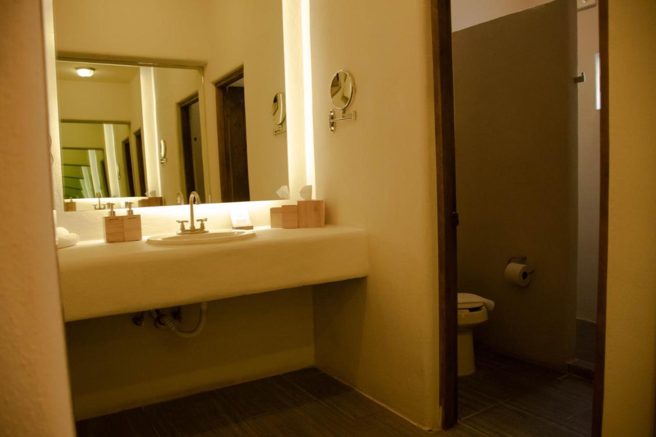 Hacienda 1800 Hotel 4*